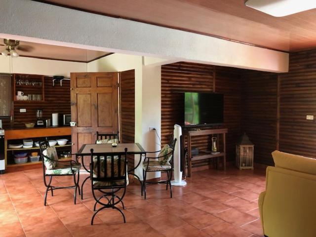 אוביטה Casa Toucan Mit Privat Pool Near Np Ballena מראה חיצוני תמונה